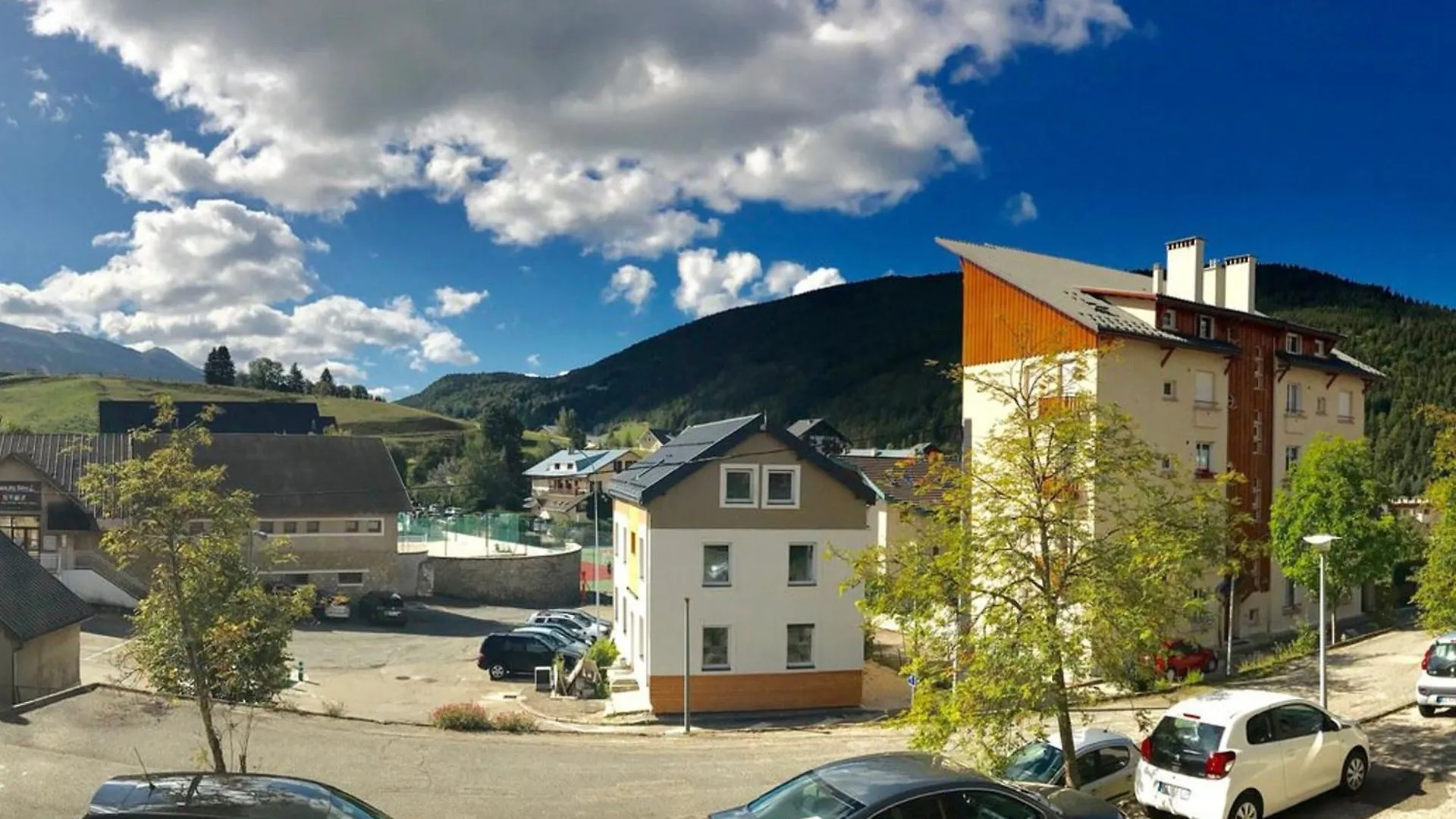 Apartment Bel Appartement A Villard De Lans, Pour 6 Personnes, Proche Commerces - Fr-1-515-18